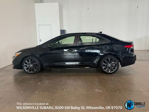 Used 2024 Toyota Corolla SE image 15