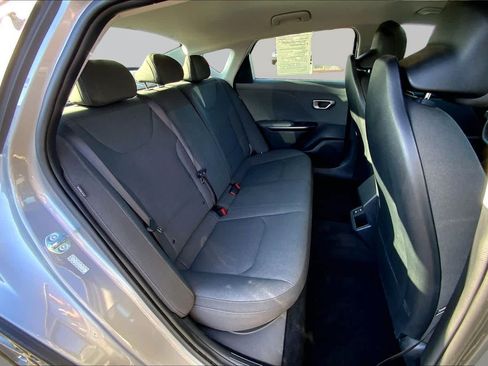 Used 2025 Kia K4 FWD image 20