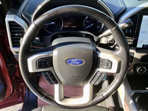 Used 2022 Ford F250 Lariat w/ Chrome Package image 18