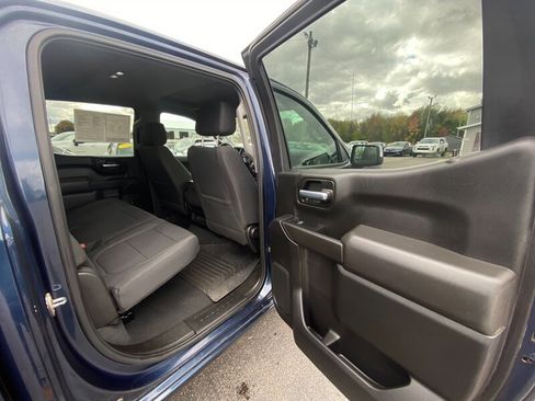 Used 2021 Chevrolet Silverado 1500 LT image 14