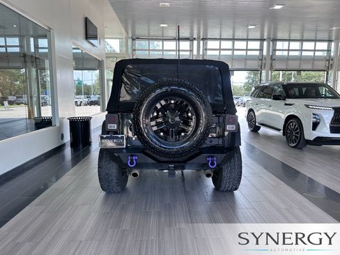 Used 2008 Jeep Wrangler Sahara w/ Dual Top Group AWD/4WD image 6