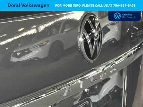 Used 2023 Volkswagen Atlas Cross Sport SE w/ Black Wheel Package FWD image 10