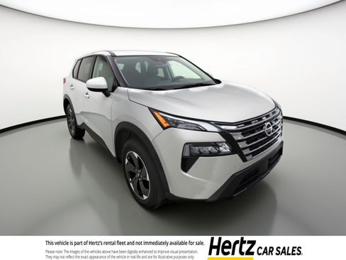 Used 2025 Nissan Rogue SV FWD image 1