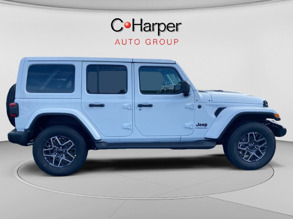 New 2026 Jeep Wrangler Unlimited Sahara AWD/4WD image 2