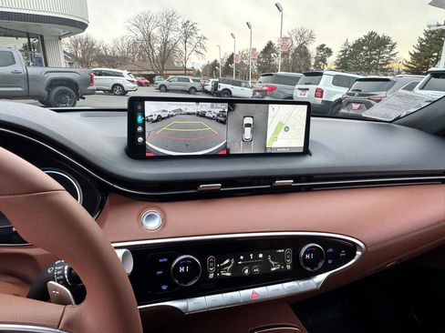 Used 2025 Genesis GV70 2.5T w/ Advanced Package image 4