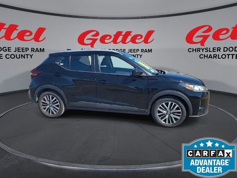 Used 2021 Nissan Kicks SV image 10
