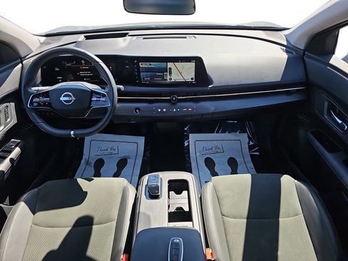 Used 2024 Nissan Ariya AWD image 9