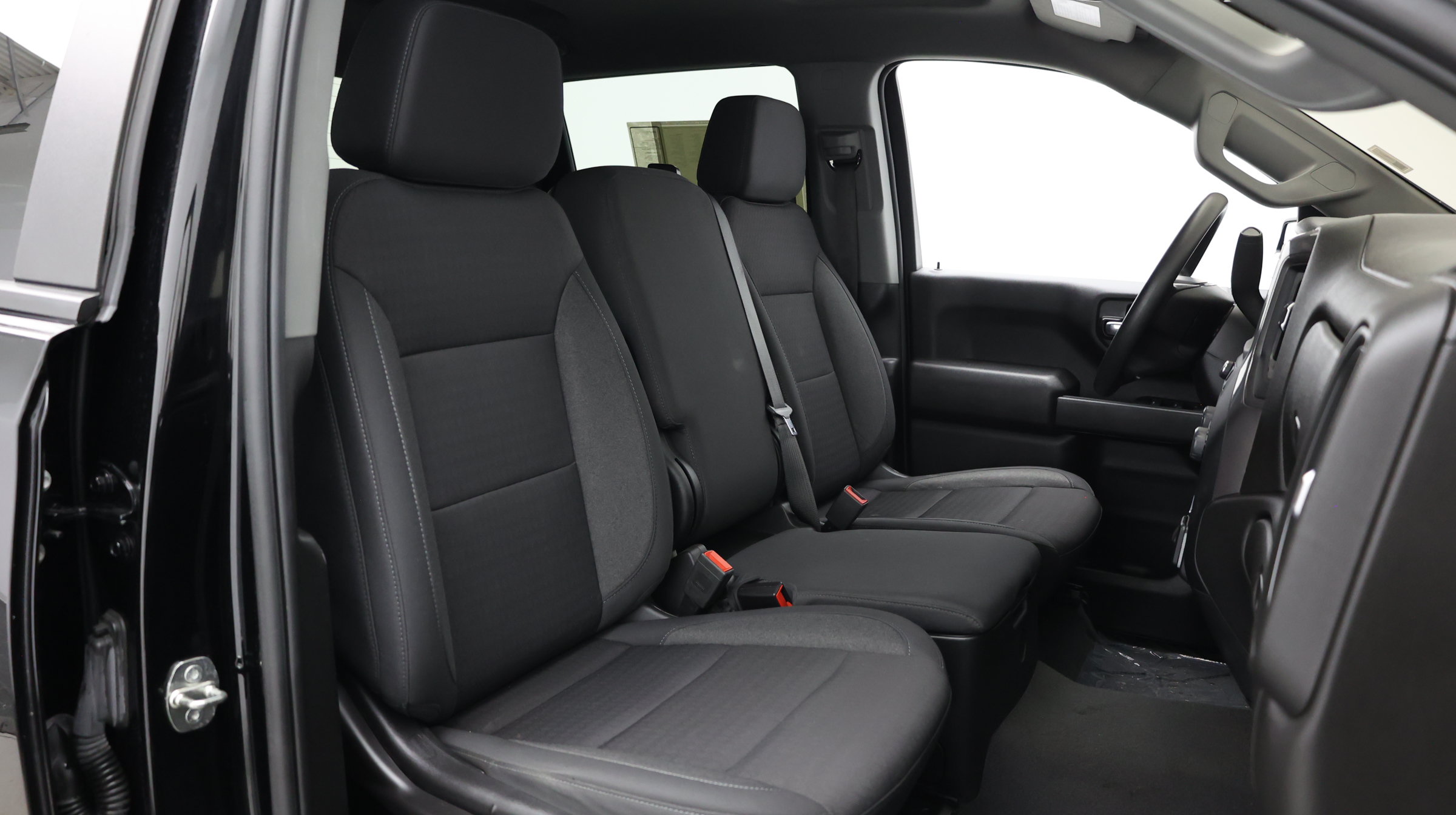 Used 2023 Chevrolet Silverado 1500 Custom AWD/4WD image 44