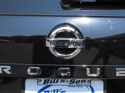 Used 2021 Nissan Rogue SV AWD/4WD image 27