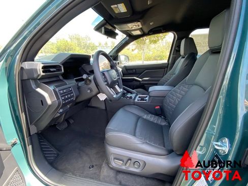 New 2026 Toyota 4Runner TRD Off-Road Premium w/ Tow Technology Package AWD/4WD image 30