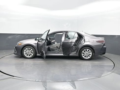 Used 2023 Toyota Camry LE FWD image 26