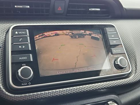 Used 2019 Nissan Kicks SV image 19