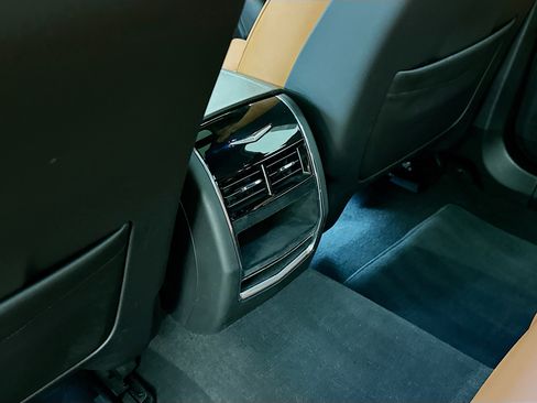 Used 2018 Cadillac CT6 Luxury image 29