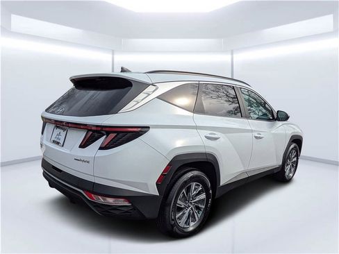 Certified 2022 Hyundai Tucson Blue image 3