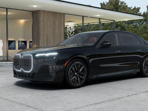 New 2026 BMW 740i RWD image 1