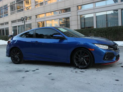 Used 2018 Honda Civic Si image 2