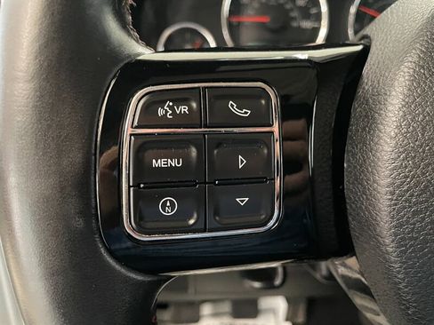 Used 2012 Jeep Wrangler Sahara image 9