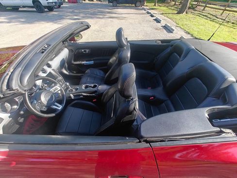 Used 2015 Ford Mustang Premium RWD image 12