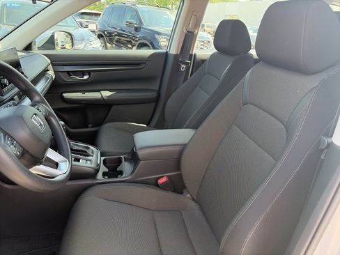Used 2024 Honda CR-V LX image 16