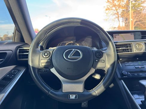 Used 2014 Lexus IS 250 image 16