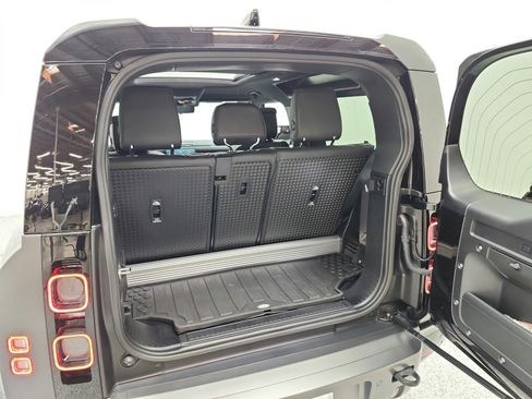 Used 2023 Land Rover Defender 90 Carpathian Edition AWD/4WD image 20
