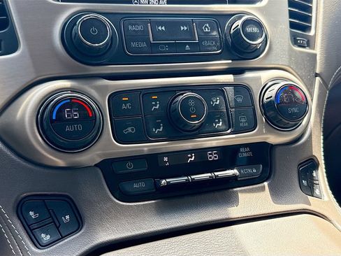 Used 2019 GMC Yukon Denali w/ Enhanced Security Package RWD image 13