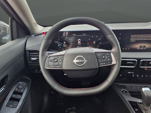 New 2026 Nissan Sentra SR w/ SR Premium Package FWD image 17