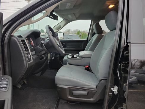 Used 2019 RAM 1500 Express image 13