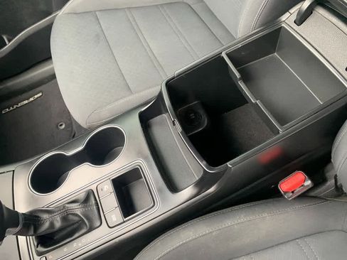 Used 2019 Kia Sorento FWD w/ LX Convenience Package image 26