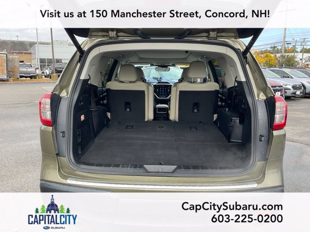 Used 2023 Subaru Ascent Limited w/ Technology Package AWD/4WD image 10