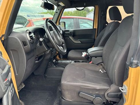 Used 2013 Jeep Wrangler Sport AWD/4WD image 9