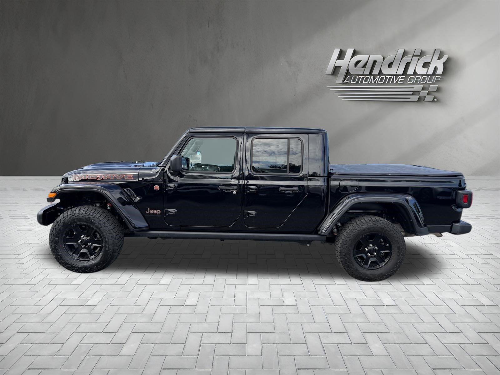 Used 2023 Jeep Gladiator Mojave w/ Cold Weather Group AWD/4WD image 7