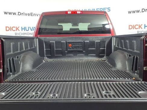 Used 2017 RAM 1500 Express AWD/4WD image 10