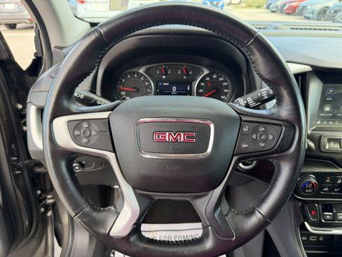 Used 2019 GMC Terrain SLE w/ Driver Convenience Package image 11