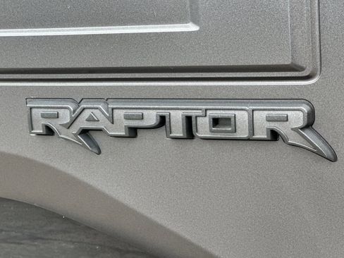 Used 2018 Ford F150 Raptor w/ Equipment Group 802A Luxury AWD/4WD image 27