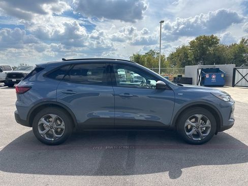 New 2026 Ford Escape ST-Line w/ Tech Pack #1 image 9