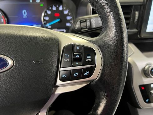Used 2021 Ford Explorer XLT w/ Equipment Group 202A image 35