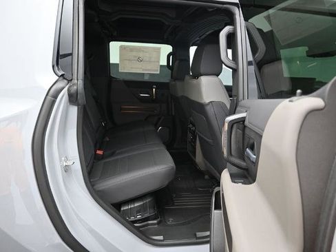 New 2025 GMC Hummer EV 3X image 26