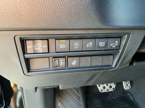 Used 2022 Toyota Tundra SR5 w/ TRD Off-Road Premium Package AWD/4WD image 34