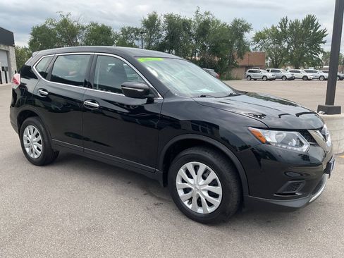 Used 2015 Nissan Rogue S AWD/4WD image 10
