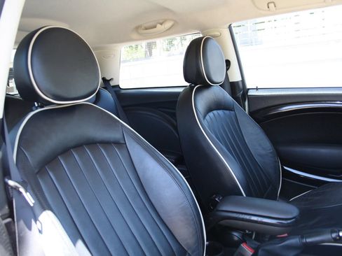 Used 2011 MINI Cooper S FWD image 10