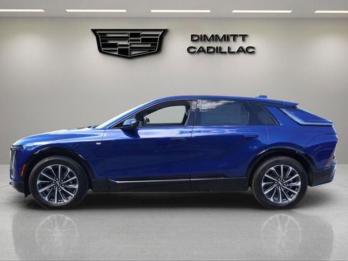 New 2026 Cadillac Lyriq Sport image 3