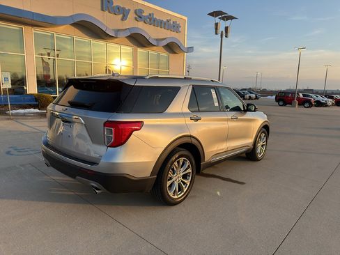 Used 2020 Ford Explorer Limited image 5