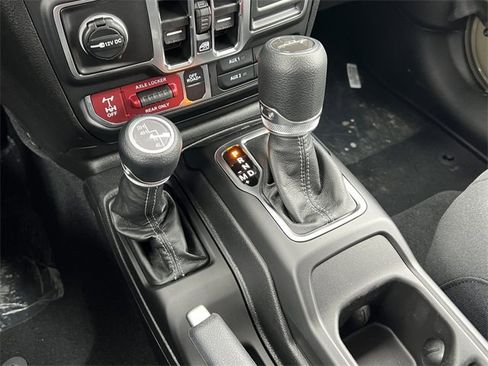 New 2026 Jeep Gladiator Willys image 28