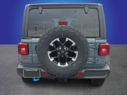 Used 2025 Jeep Wrangler Unlimited Rubicon 4xe AWD/4WD image 5