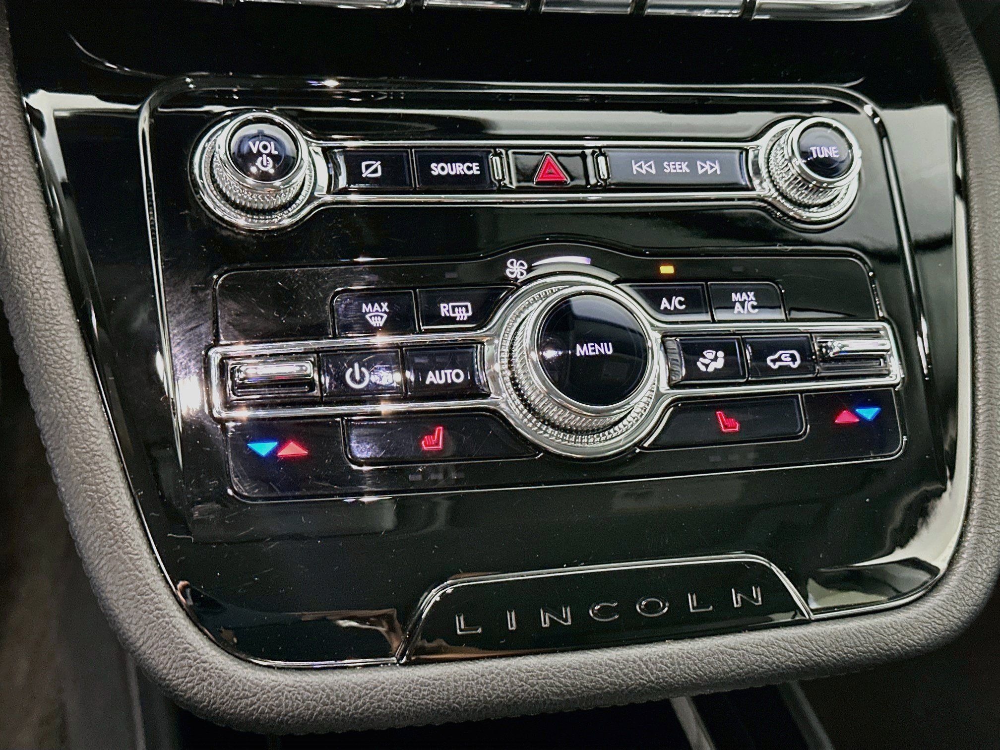 Used 2021 Lincoln Corsair FWD image 23