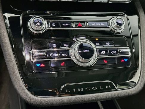 Used 2021 Lincoln Corsair FWD image 23