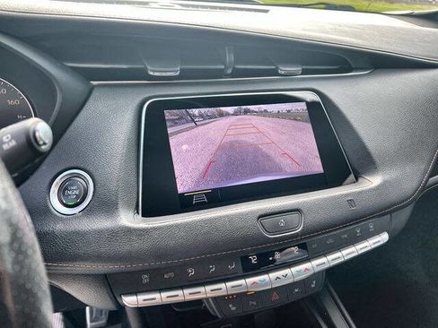 Used 2019 Cadillac XT4 Sport w/ Cold Weather Package FWD image 14