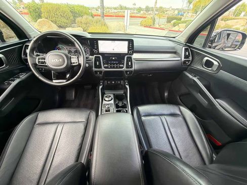 Used 2024 Kia Sorento EX AWD/4WD image 20