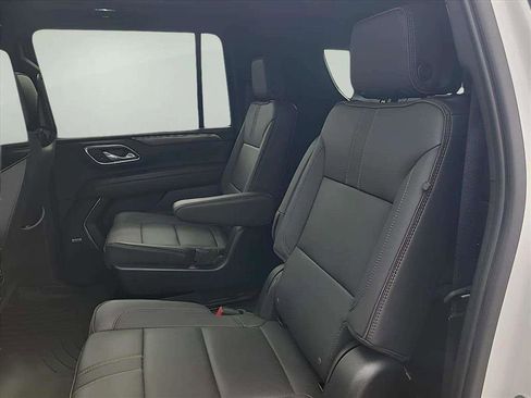 Used 2023 Chevrolet Suburban RST w/ Luxury Package AWD/4WD image 16